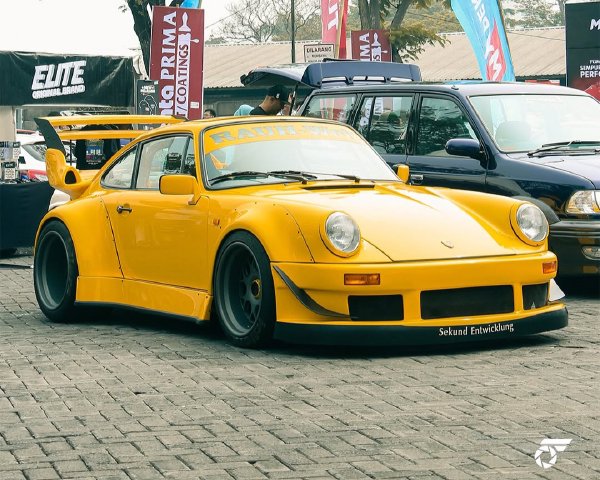 Cover image for Naniwa