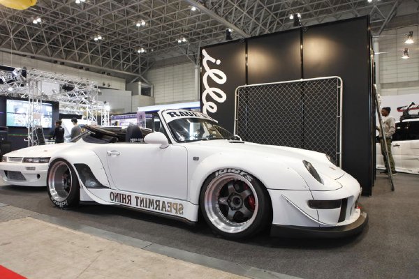 Cover image for Spearmint Rhino