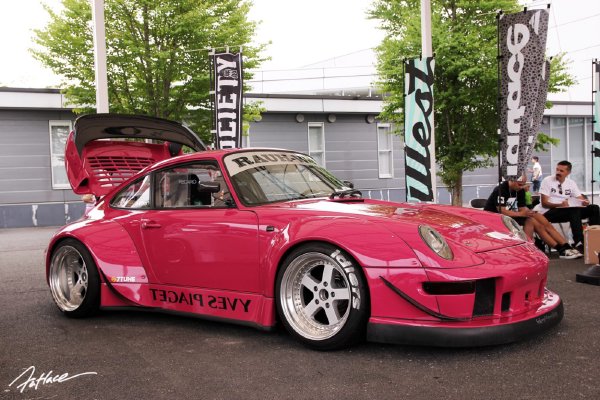 Cover image for Yves Piaget