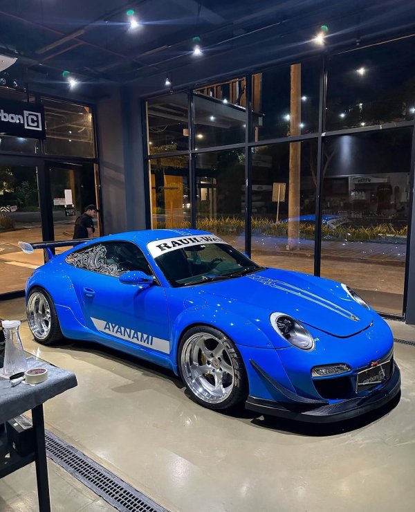 Cover image for Ayanami