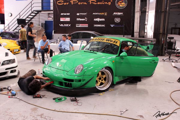 Cover image for Ménage à Trois