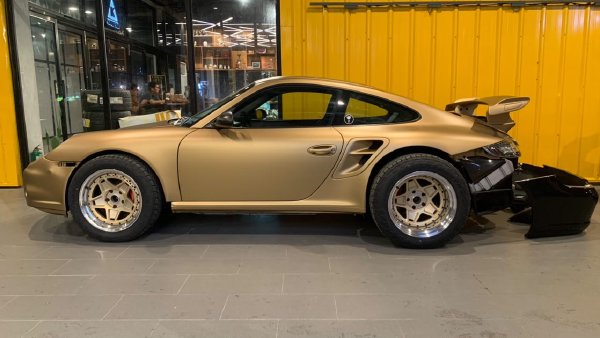 Cover image for Murasaki Shikibu