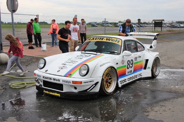 Cover image for Khloé