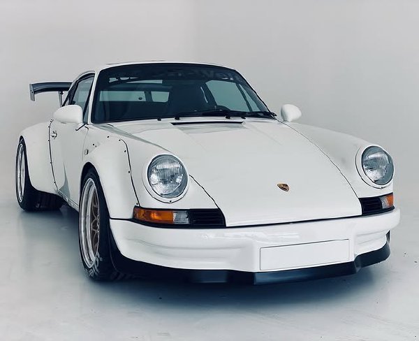 Cover image for Winkaa