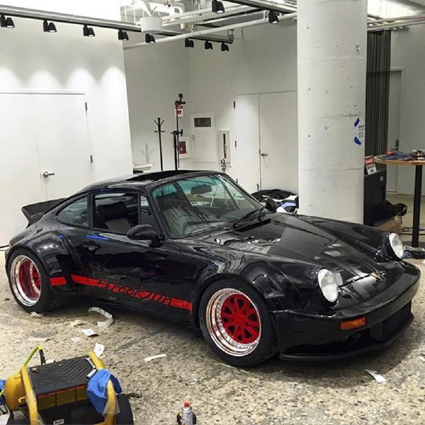 Cover image for Brooklyn