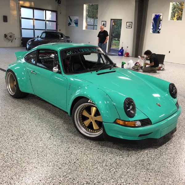 Cover image for Kyojin Outlaw