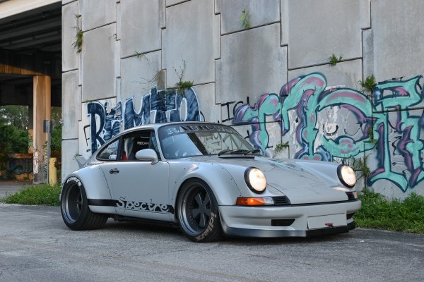 Cover image for Spectre