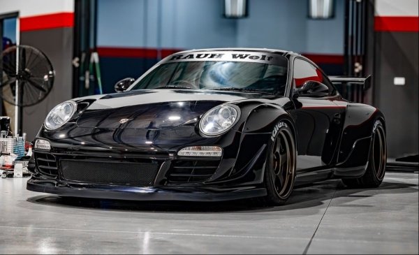 Cover image for Santoshi